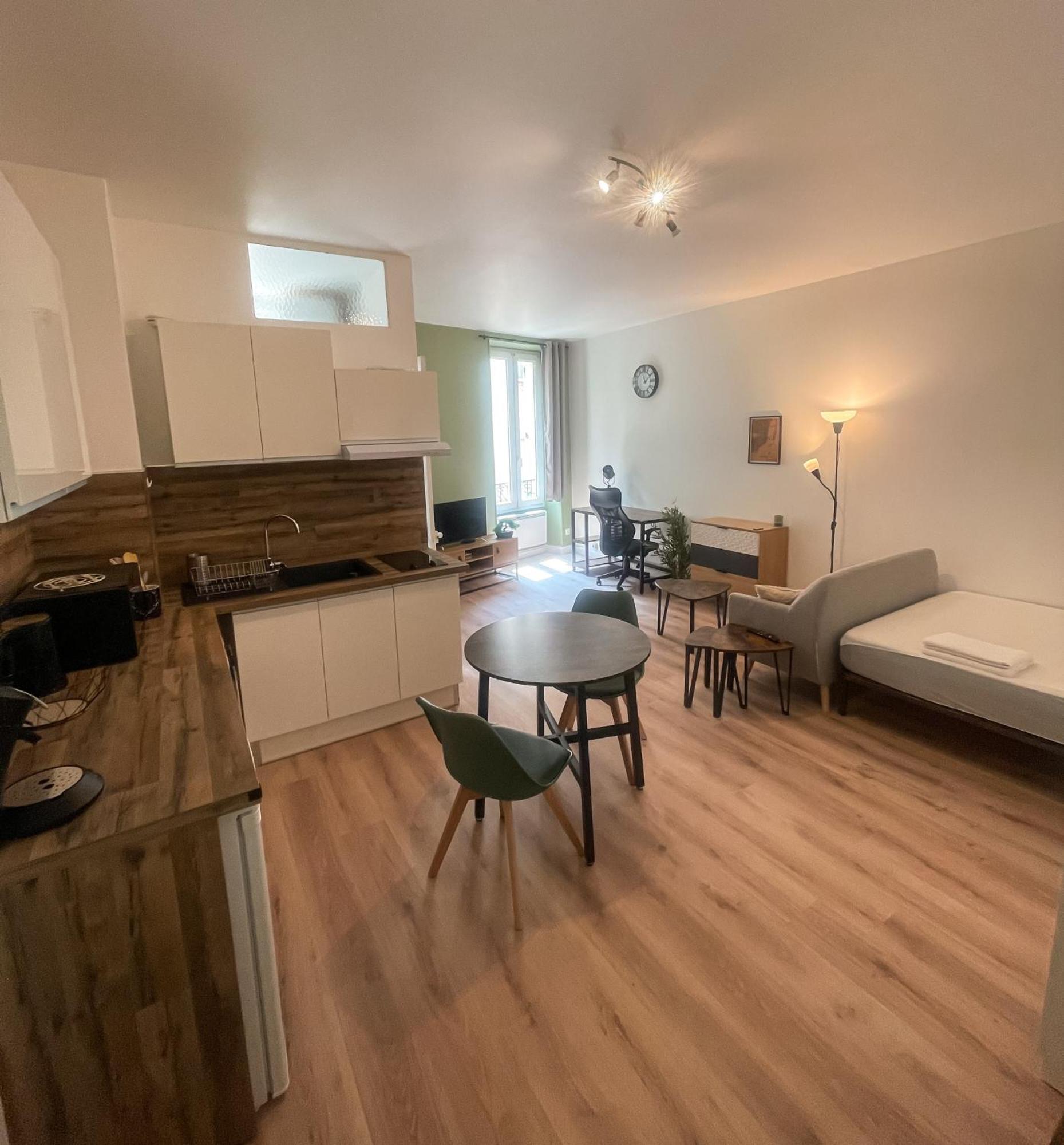 Escapade Ardechoise - Parking Gratuit - Chateau A 2 Pas โอเบอนา ภายนอก รูปภาพ