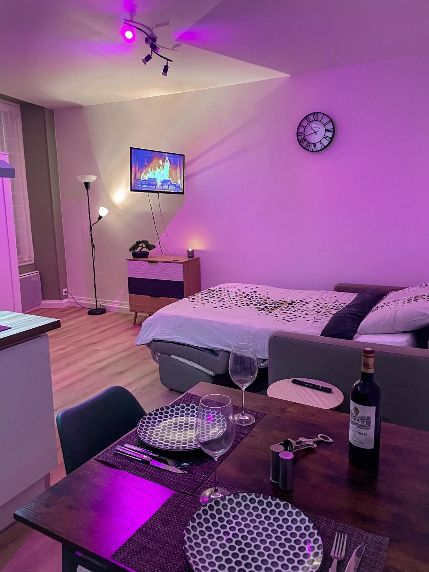 Escapade Ardechoise - Parking Gratuit - Chateau A 2 Pas โอเบอนา ภายนอก รูปภาพ